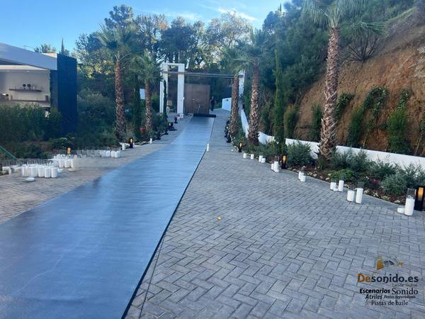 Moquetas en Villa de urbanización Zagaleta