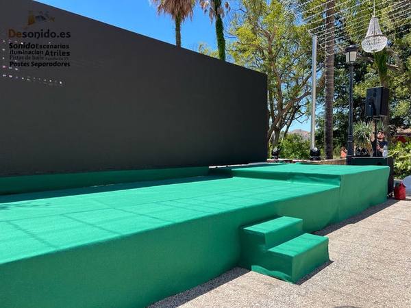 Escenario para entrega de premios en Malaga